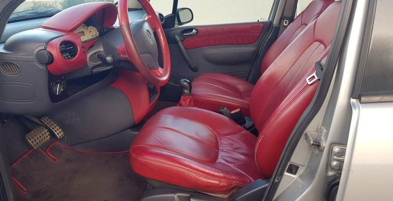 Mercedes-Benz A • 1999 • 158,000 km 4