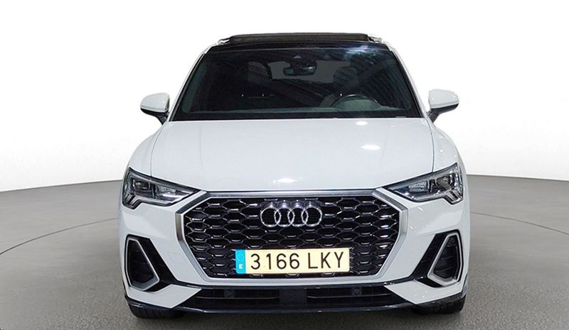 Audi Q3 • 2020 • 75,193 km 1