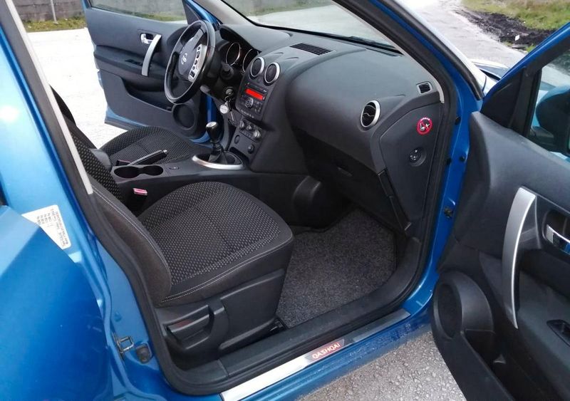 Nissan Qashqai • 2009 • 300,000 km 2