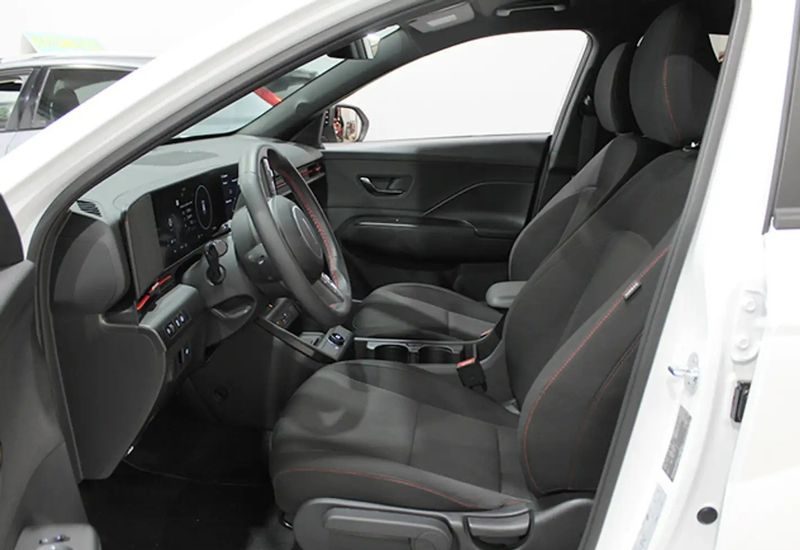 Hyundai Kona • 2023 • 11,569 km 6