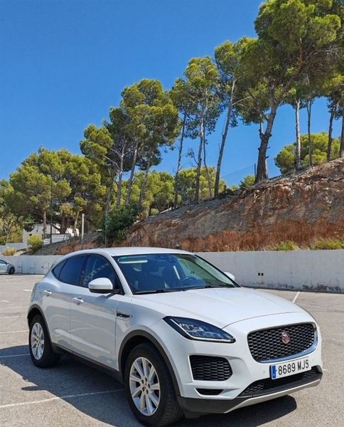 Jaguar E-PACE • 2018 • 96,500 km 15