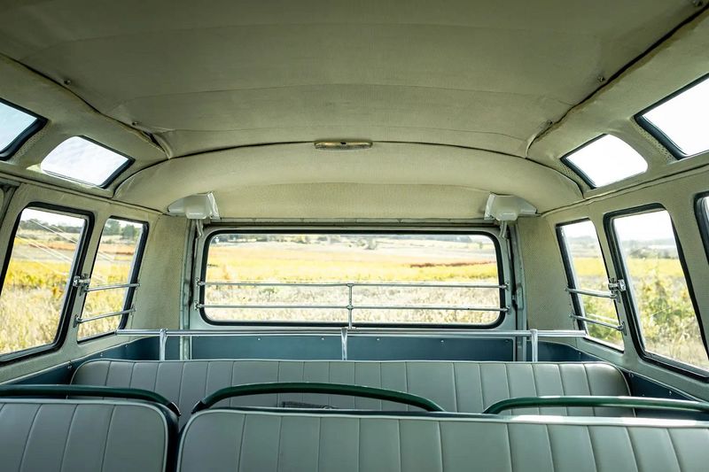 Volkswagen Multivan • 1965 • 59,500 km 13