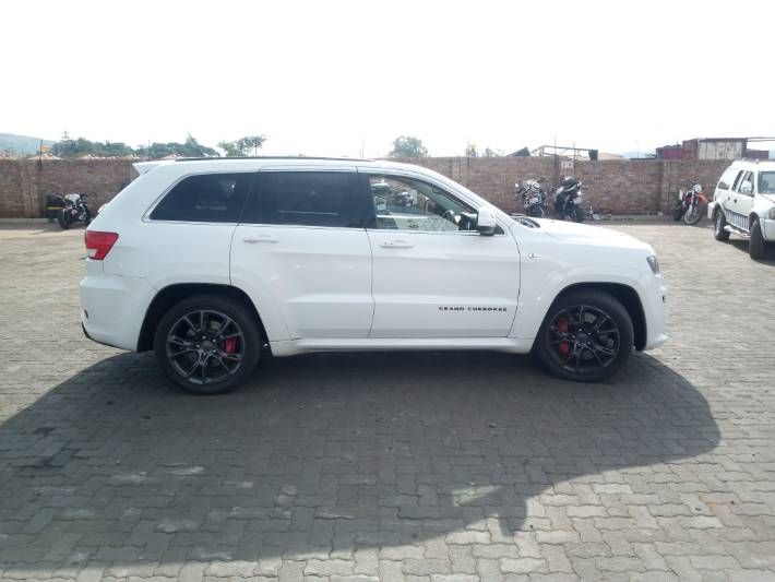 Jeep Cherokee • 2013 • 75,125 km 3