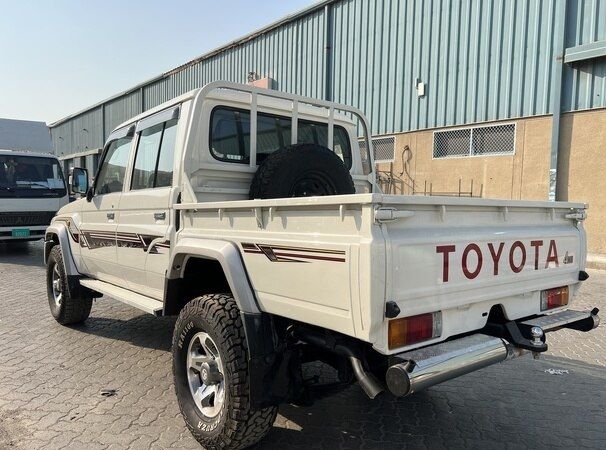 Toyota Land Cruiser • 2020 • 52,000 km 5