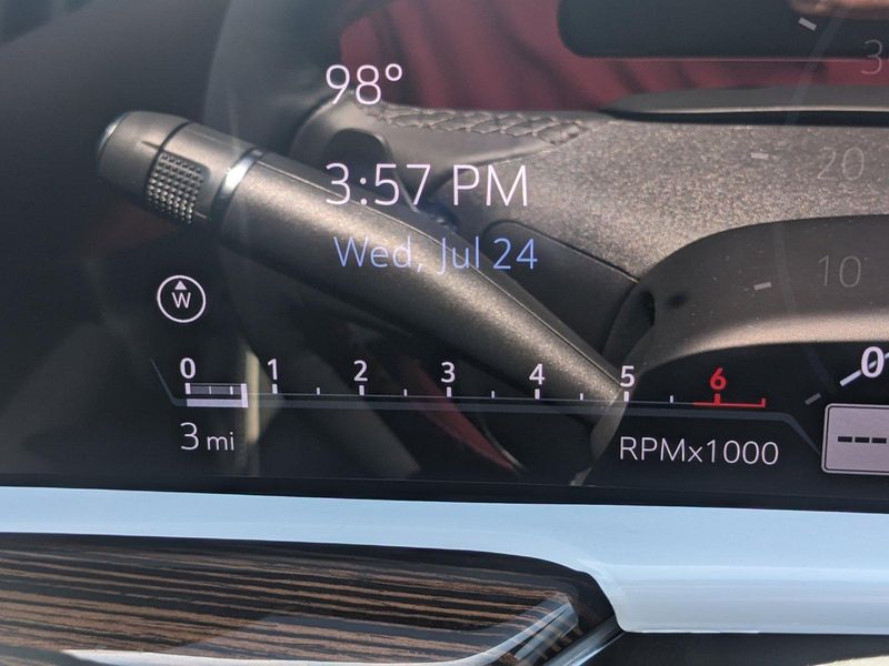 Am General Hummer • 2024 • 8 km 6