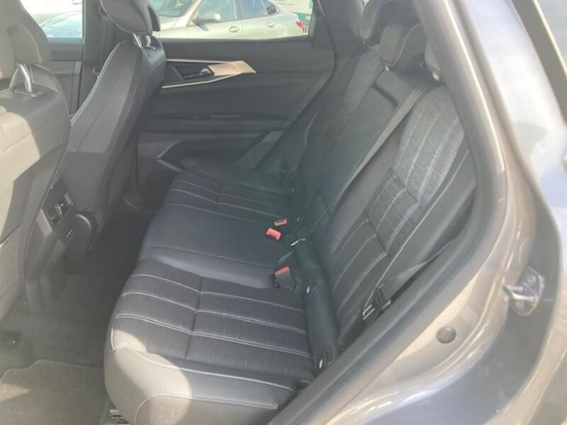 Renault Captur • 2024 • 3,542 km 18