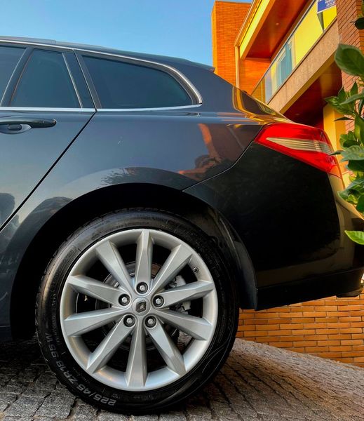 Renault Laguna • 2008 • 50,000 km 6