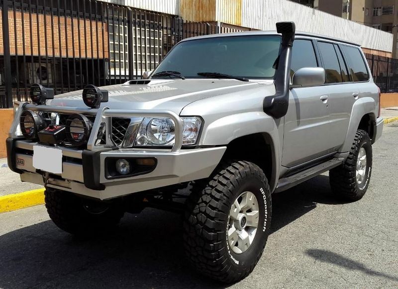 Nissan Patrol • 2009 • 150,000 km 1