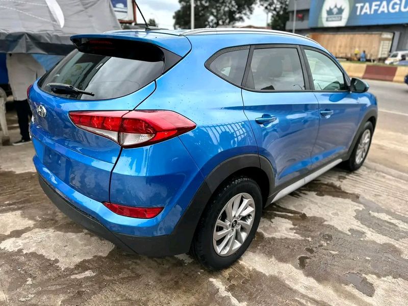 Hyundai Tucson • 2018 • 20,000 km 2