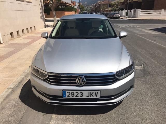 Volkswagen Passat • 2016 • 170,000 km 10