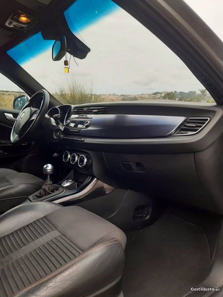 Alfa Romeo Giulietta • 2010 • 240,000 km 5