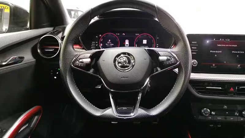 Škoda Fabia • 2022 • 67,247 km 24