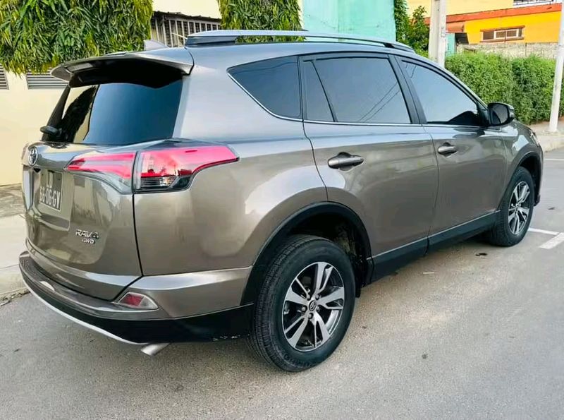 Toyota RAV4 • 2018 • 3,000 km 2