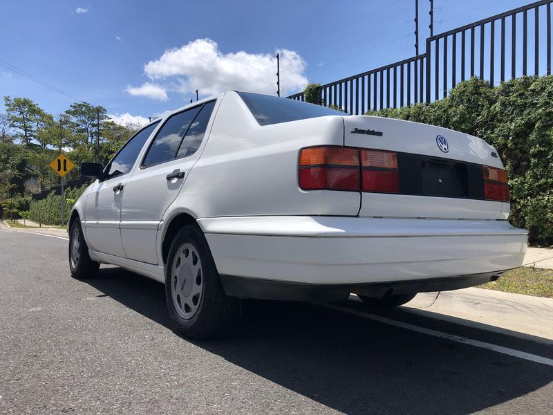 Volkswagen Jetta • 1996 • 200,000 km 4