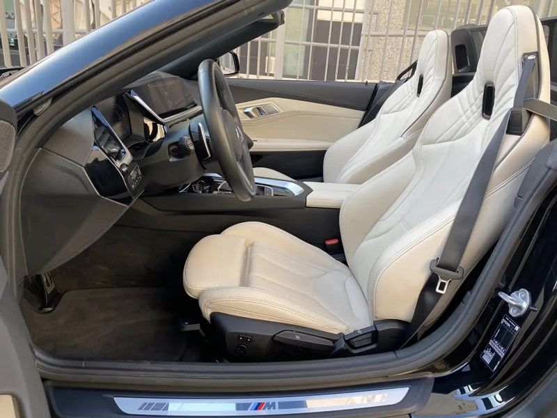 BMW Z4 Roadster • 2020 • 19,800 km 3