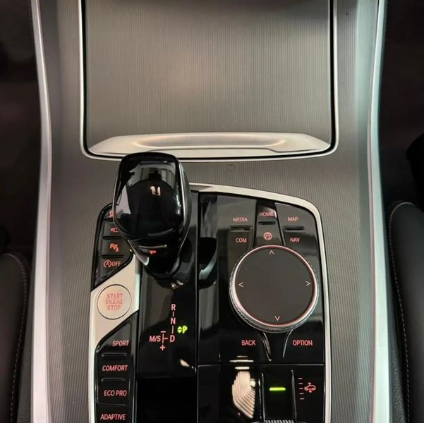 BMW X5 • 2020 • 57,100 km 12