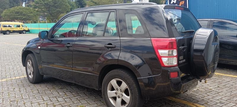 Suzuki Grand Vitara SZ • 2012 • 185,000 km 7