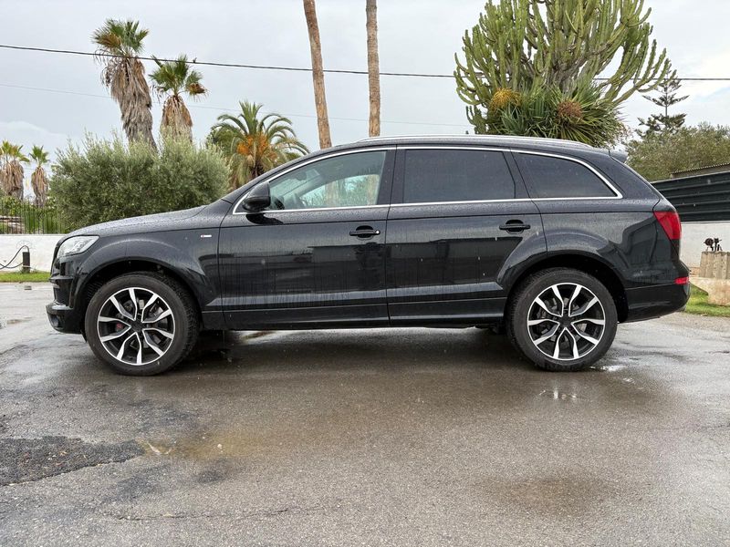 Audi Q7 • 2014 • 140,000 km 4