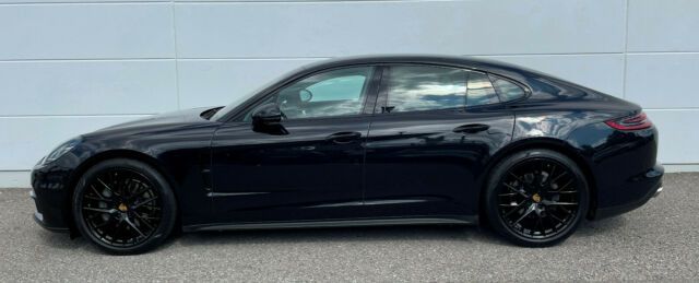 Porsche Panamera • 2016 • 104,000 km 4