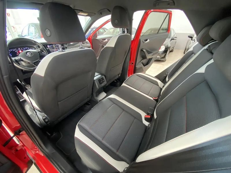 Volkswagen T-Cross • 2018 • 113,000 km 7