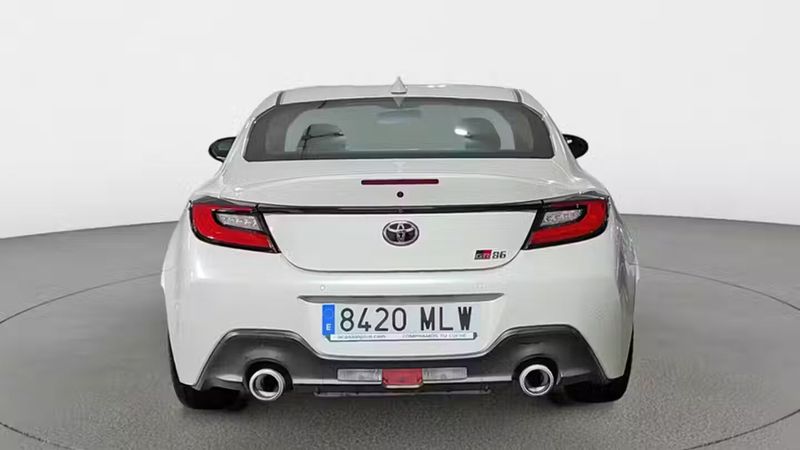 Toyota GR Supra • 2023 • 6,103 km 11