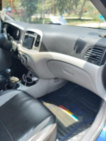 Hyundai Accent • 2007 • 232 km 3