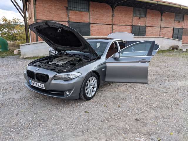 BMW 5 Series • 2010 • 170,000 km 4