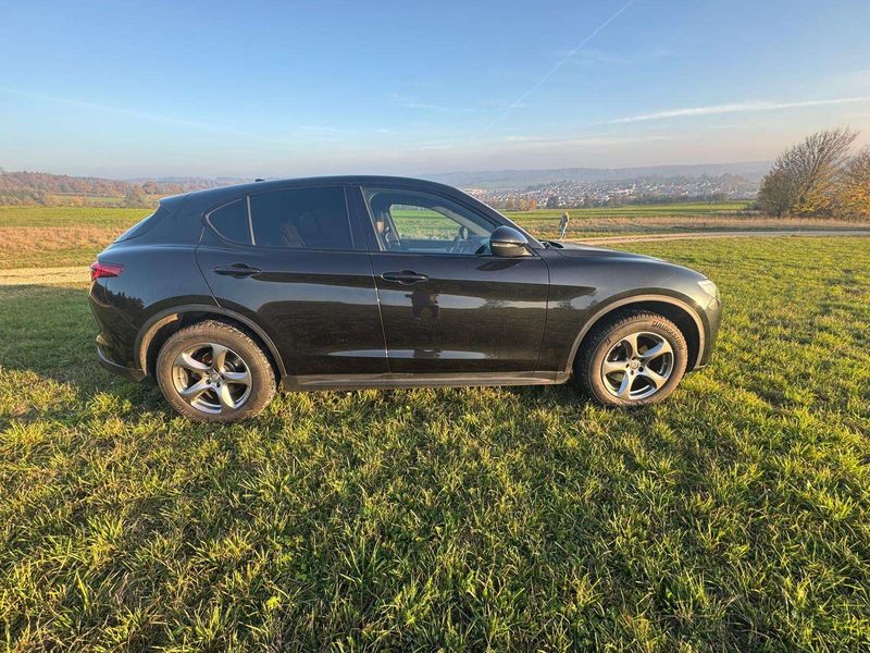 Alfa Romeo Stelvio • 2018 • 97,000 km 6