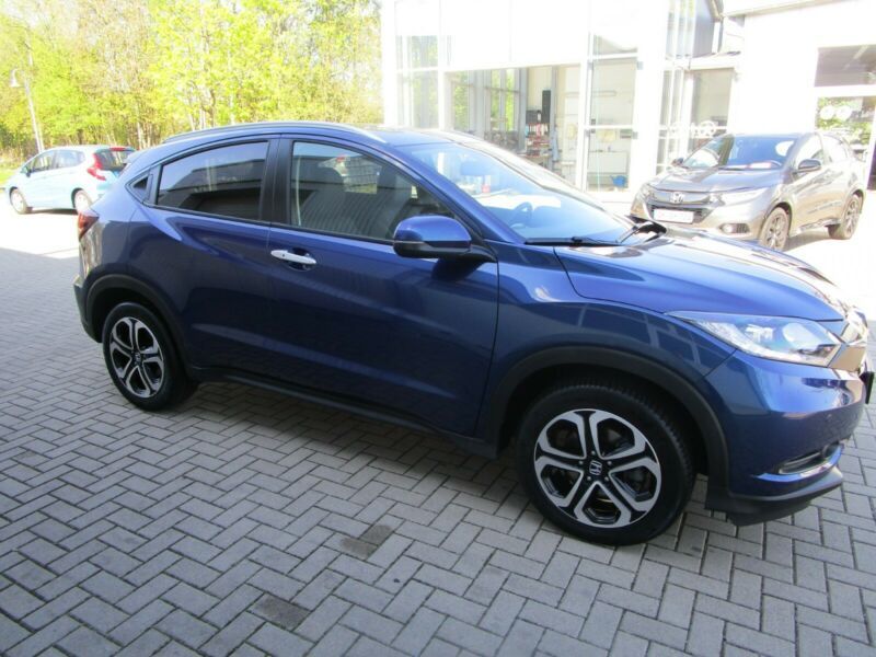 Honda HR-V • 2015 • 127,600 km 5