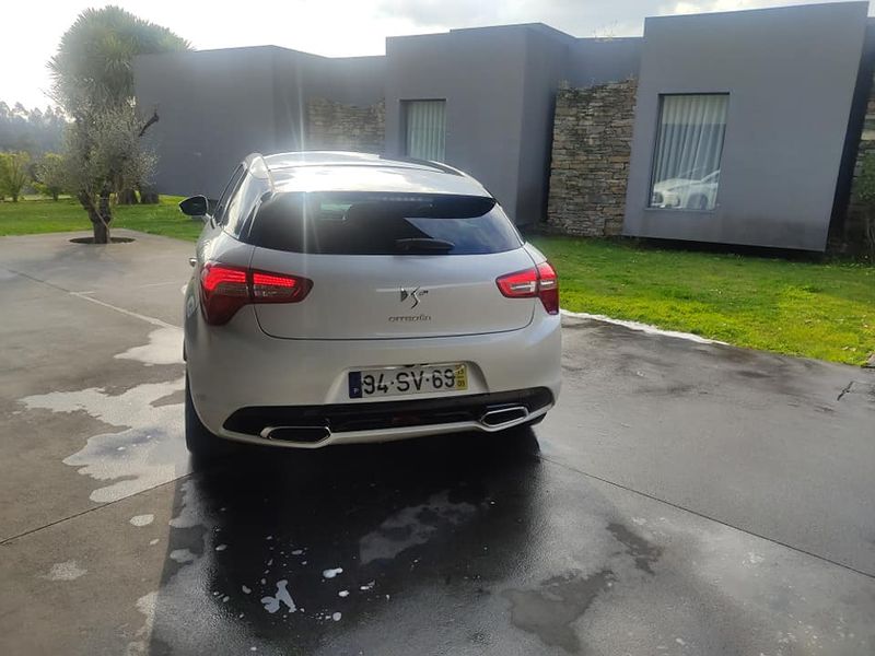 Citroën DS5 • 2013 • 213,000 km 4