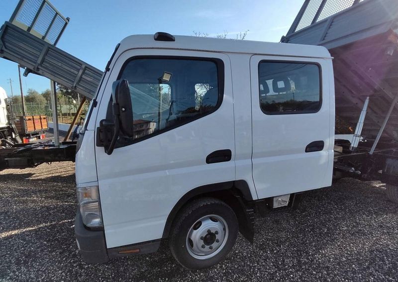 Mitsubishi Fuso canter • 2007 • 189,999 km 9