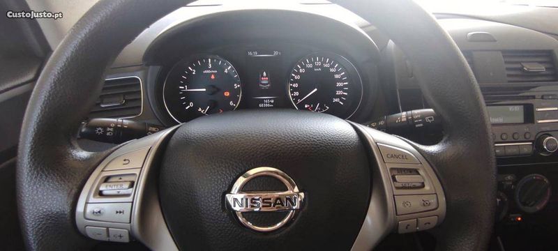 Nissan Pulsar • 2017 • 60,000 km 6