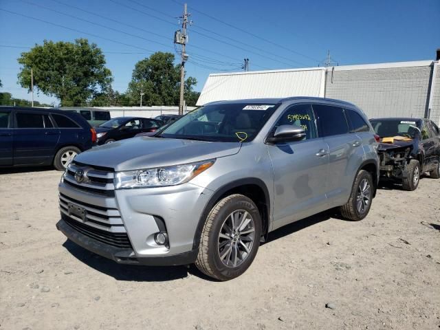 Toyota Highlander • 2017 • 10,000 mi 2