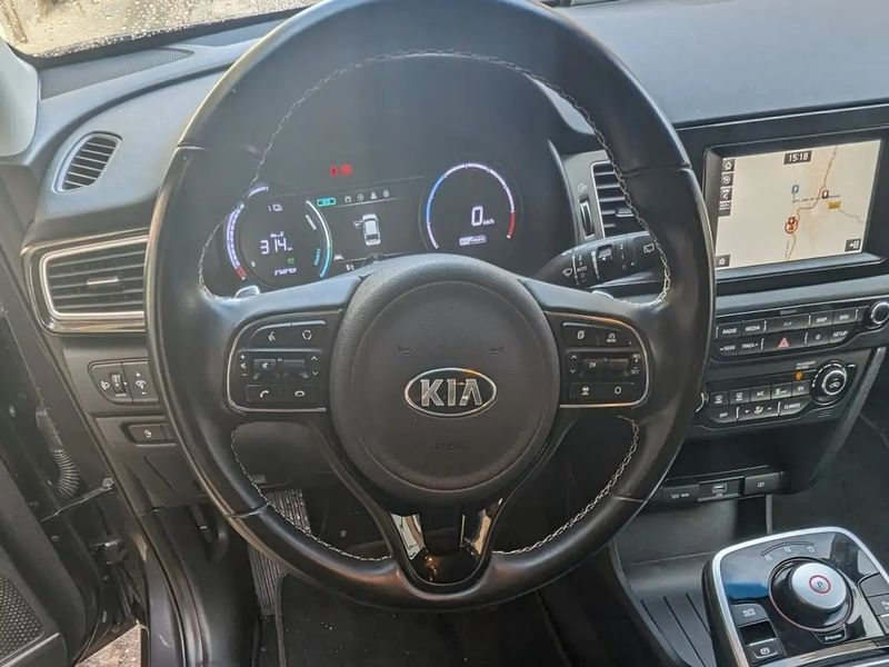 Kia Niro • 2019 • 36,500 km 10