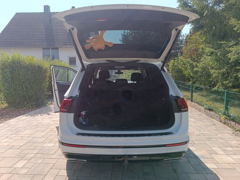 Volkswagen Tiguan Allspace • 2021 • 52,500 km 4