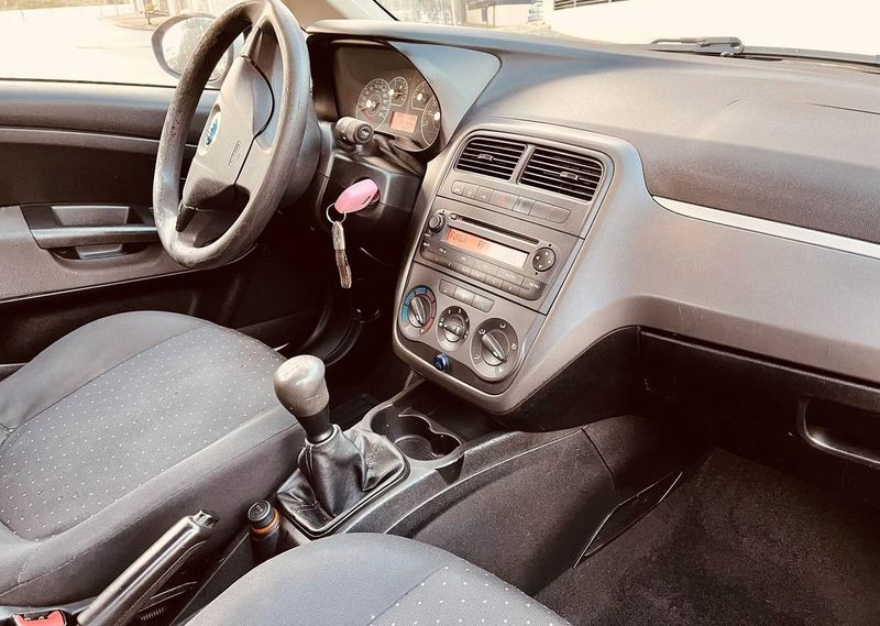 Fiat Punto • 2007 • 143,000 km 5