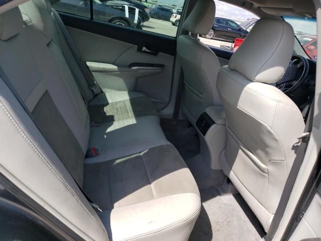 Toyota Camry • 2009 • 12 km 5