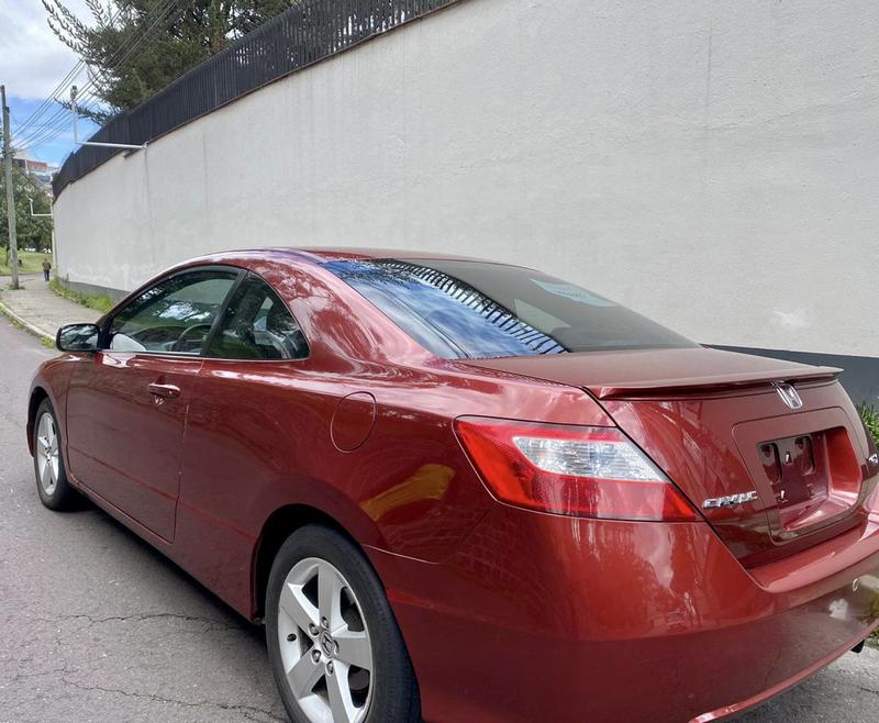 Honda Civic Coupé • 2008 • 124,000 km 8