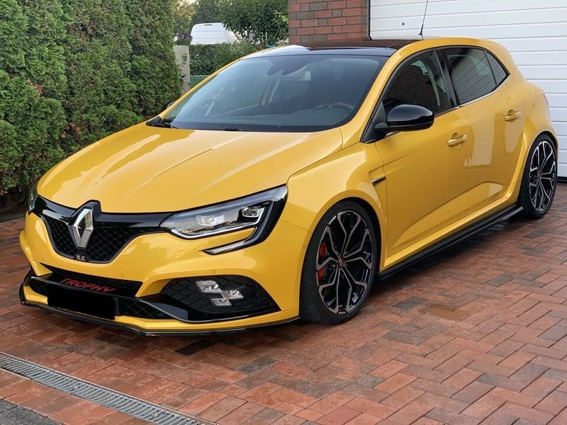 Renault Mégane • 2019 • 46,000 km 1