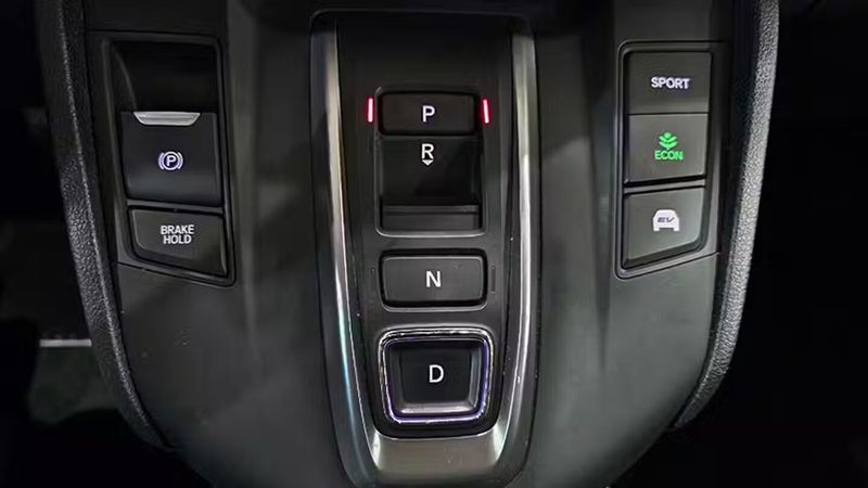 Honda CR-V • 2022 • 73,630 km 5