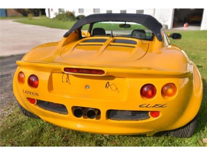 Lotus Elise • 1998 • 112,000 km 3