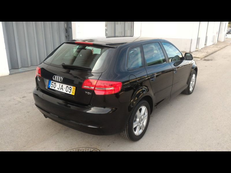 Audi A3 Sportback • 2010 • 32,638 km 2