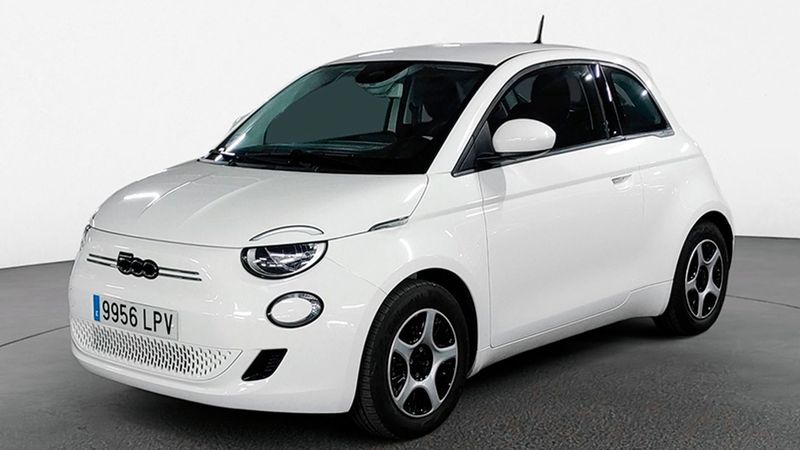 Fiat 500 • 2021 • 23,389 km 1