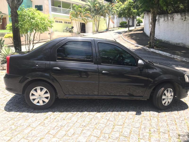 Renault Logan • 2013 • 39,000 km 4