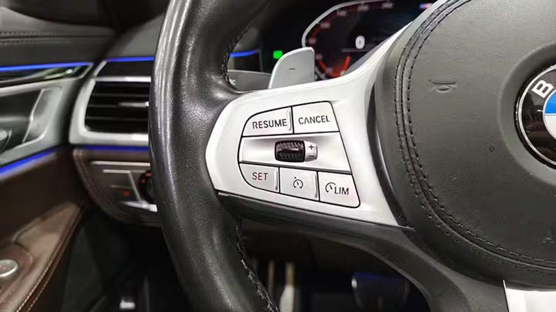 BMW 7 Series • 2020 • 98,604 km 11