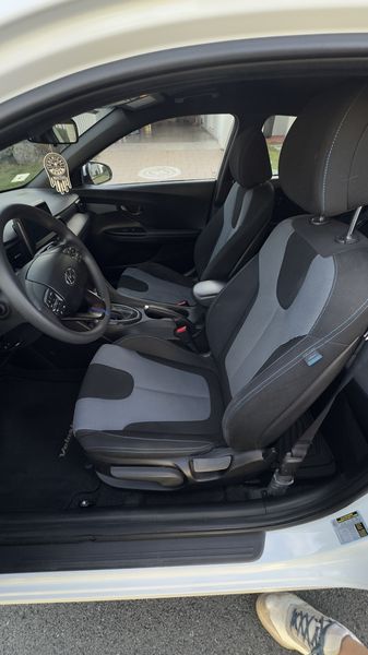 Hyundai Veloster • 2021 • 48,100 mi 6