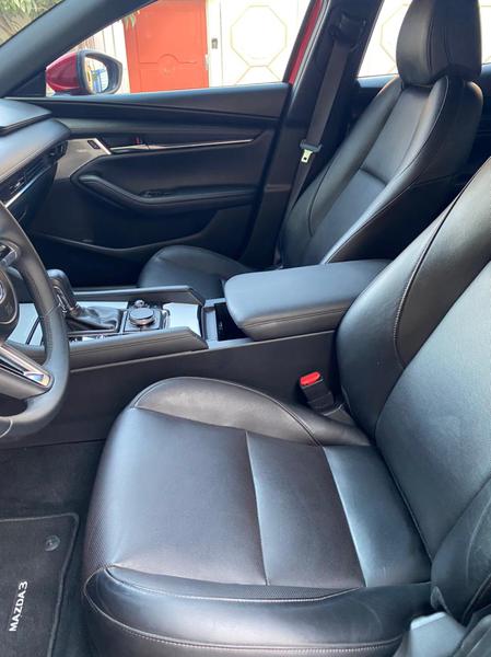 Mazda 3 • 2019 • 8,900 km 3