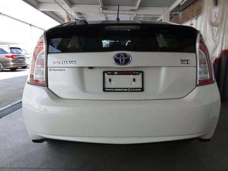 Toyota Prius • 2015 • 147,000 km 1