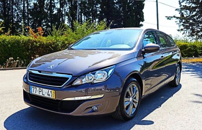 Peugeot 308 • 2015 • 113,746 km 2