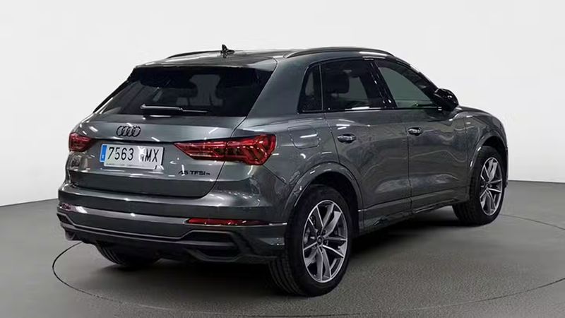 Audi Q3 • 2024 • 7,333 km 2